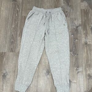 Jones New York Light Gray Kids Joggers